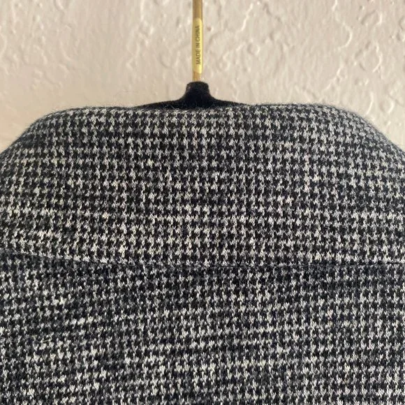 J Mclaughlin Womens Houndstooth Vest Blazer Wool Blend Size XS Sleeveless Long - Picture 8 of 11